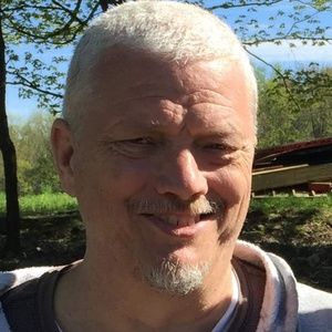 Meet your Posher, Tom